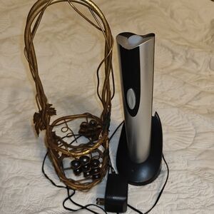 OSTER ELECTRIC CHARGEABLE WINE OPENER W/GOLD PAINTED METAL WINE HOLDER BASKET